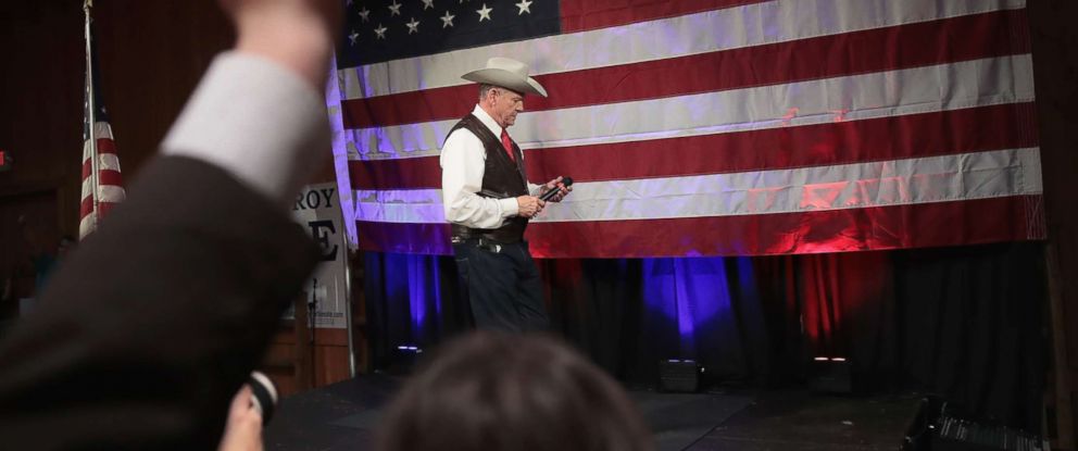 roy-moore-rally-gty-ps-171110_31x13_992
