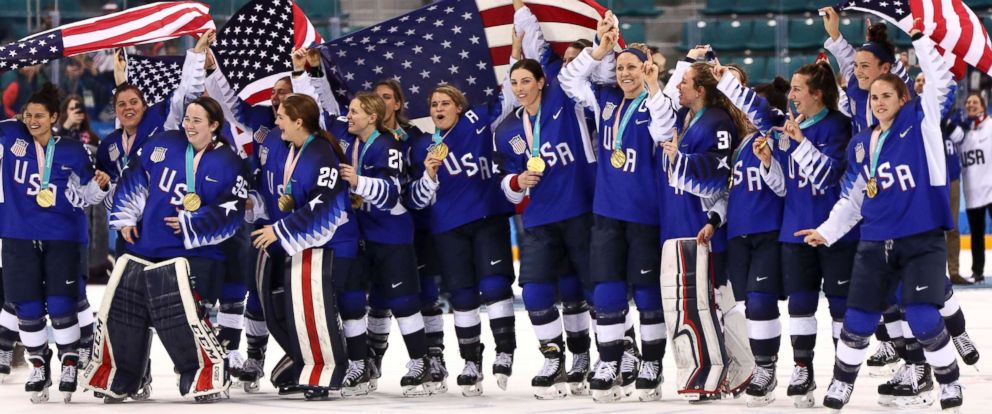 us-womens-hockey-02-gty-jrl-180222_12x5_992