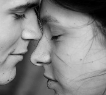 15 Signs Your Relationship is at a Turning Point (for